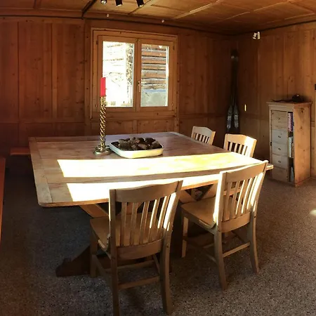 Nidus Montis Dağ evi